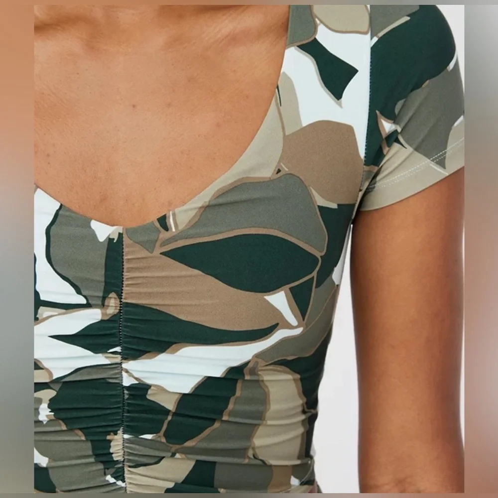 NWT Offline Aerie Real Me Ruched Athletic Top - Picture 2 of 11
